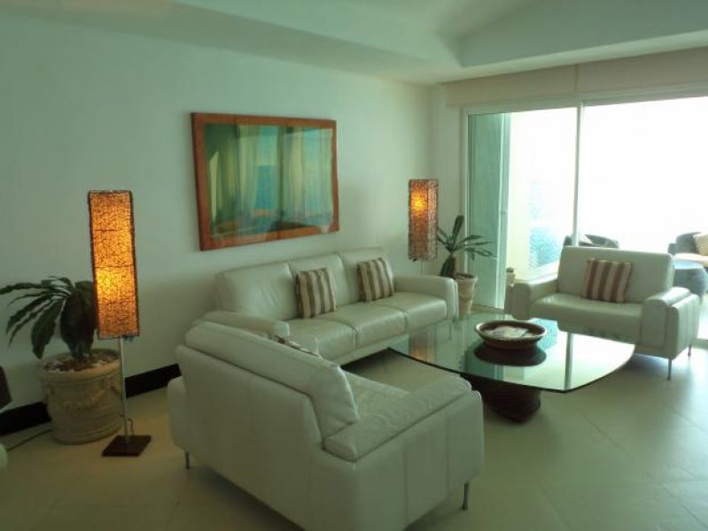 Ocean front condo in Cancun BVG