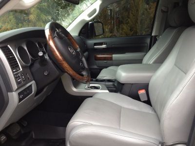 2012 Toyota Tundra 5.7L V8 EFI 4X4 Platinum Edition