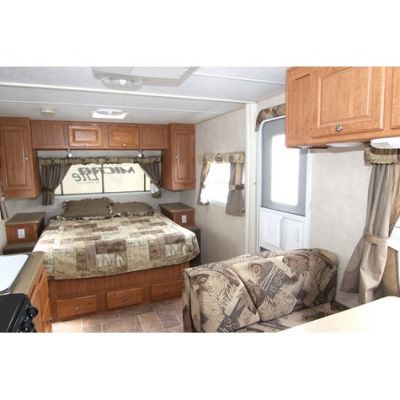 2009 23 ft travel trailer