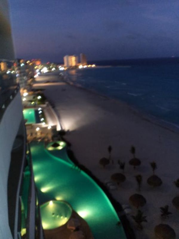 Ocean front condo in Cancun BVG