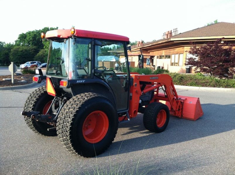 2003 Kubota L5030HST 4WD Tractor, Loader, Cab