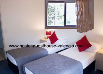 Cheap Rooms for las fallas Valencia only 30/night for one person