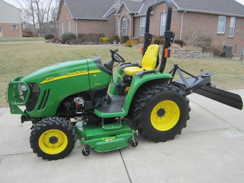  2008 John Deere 3120 4X4 Tractor Mower Blade