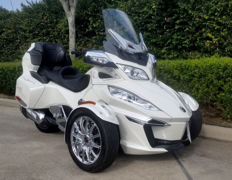  2014 Can-am SPYDER RT Limited SE6 Pearl White