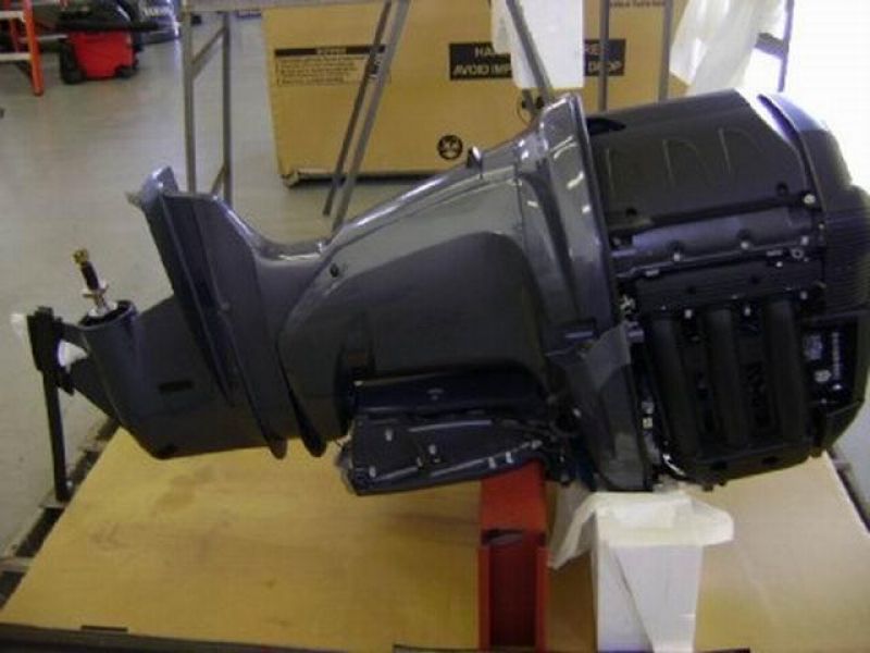 For sale:2014 Yamaha 250hp,Honda,Suzuki,Mercury,Outboard Engine 2-4 stroke engine
