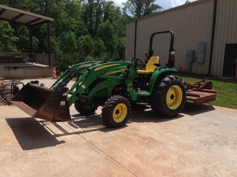 2006 John Deere 4720 4x4 66HP Loader Bucket