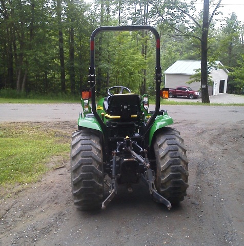 2007 John Deere 3320 4x4 300cx loader
