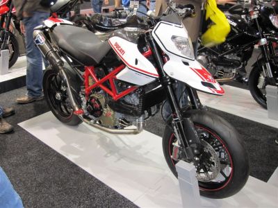 2011 Ducati Hypermotard 1100EVO SP_2